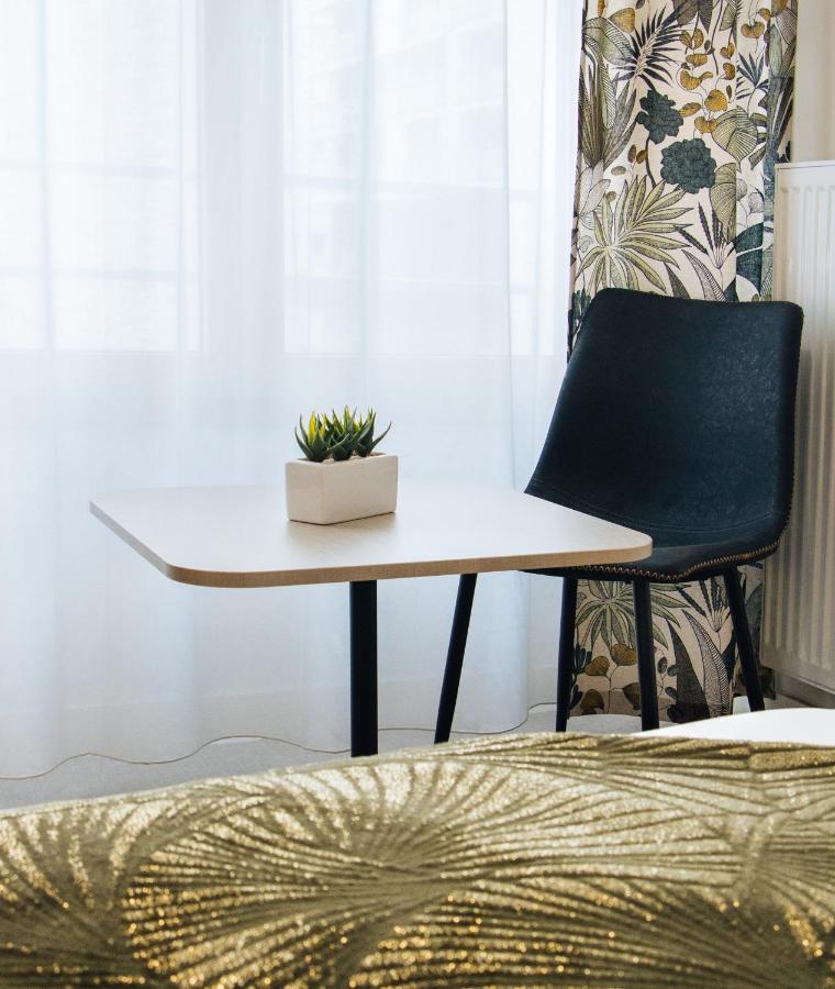 Twenty Business Flats Asnieres-Sur-Seine Aparthotel Eksteriør bilde